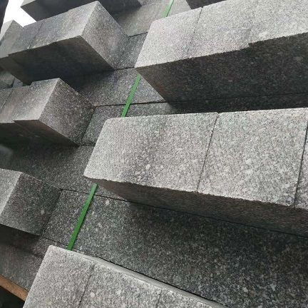 衡阳芝麻灰矿山石材 火烧面芝麻灰地铺板